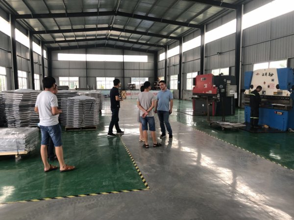 某水司領導蒞臨我公司考察指導工作